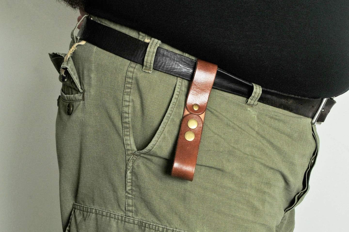 Brown Frog Belt Sword Hanger