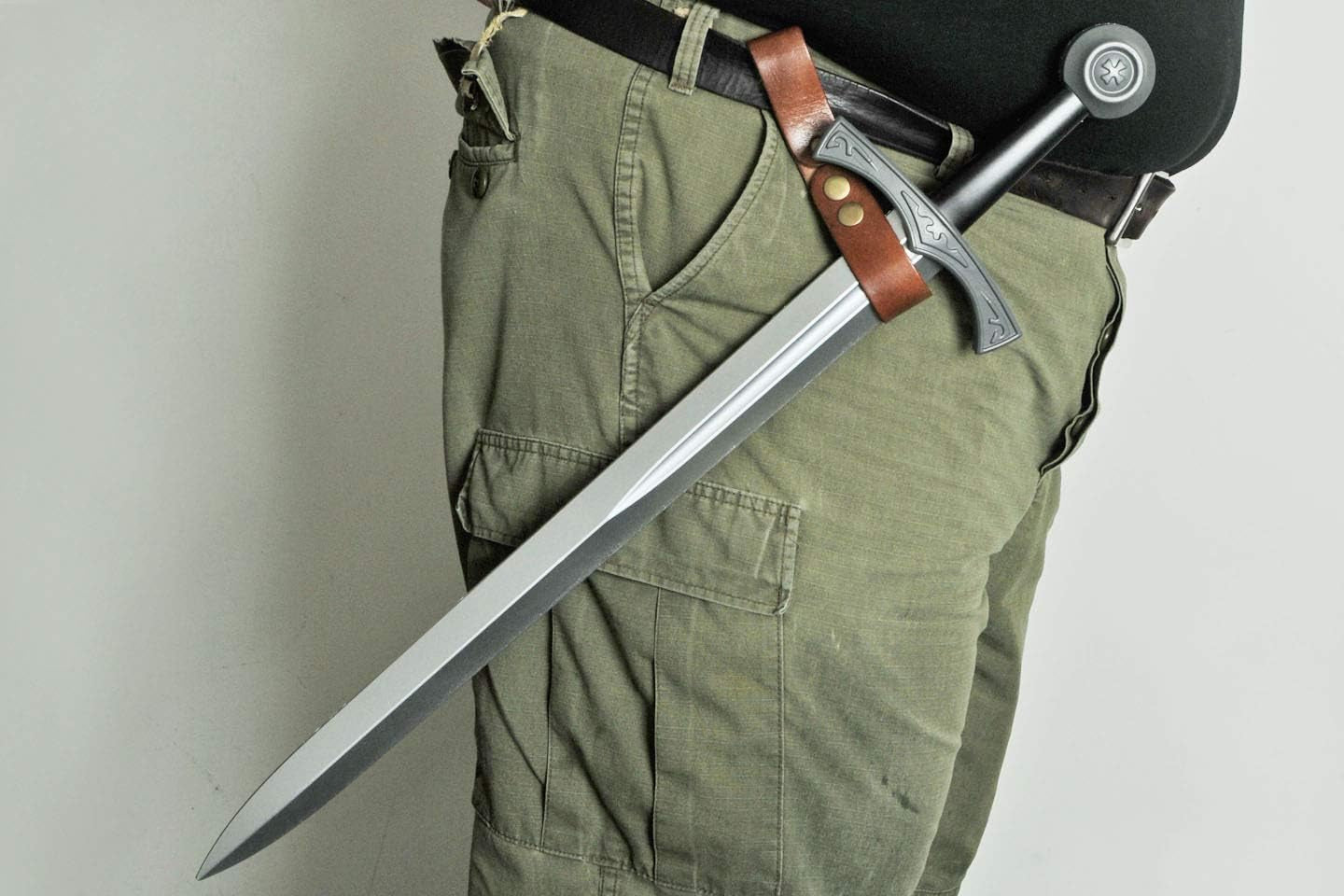 Brown Frog Belt Sword Hanger