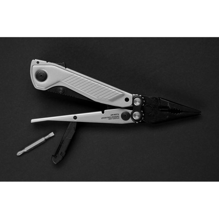 SOG Flash MT Multi Tool