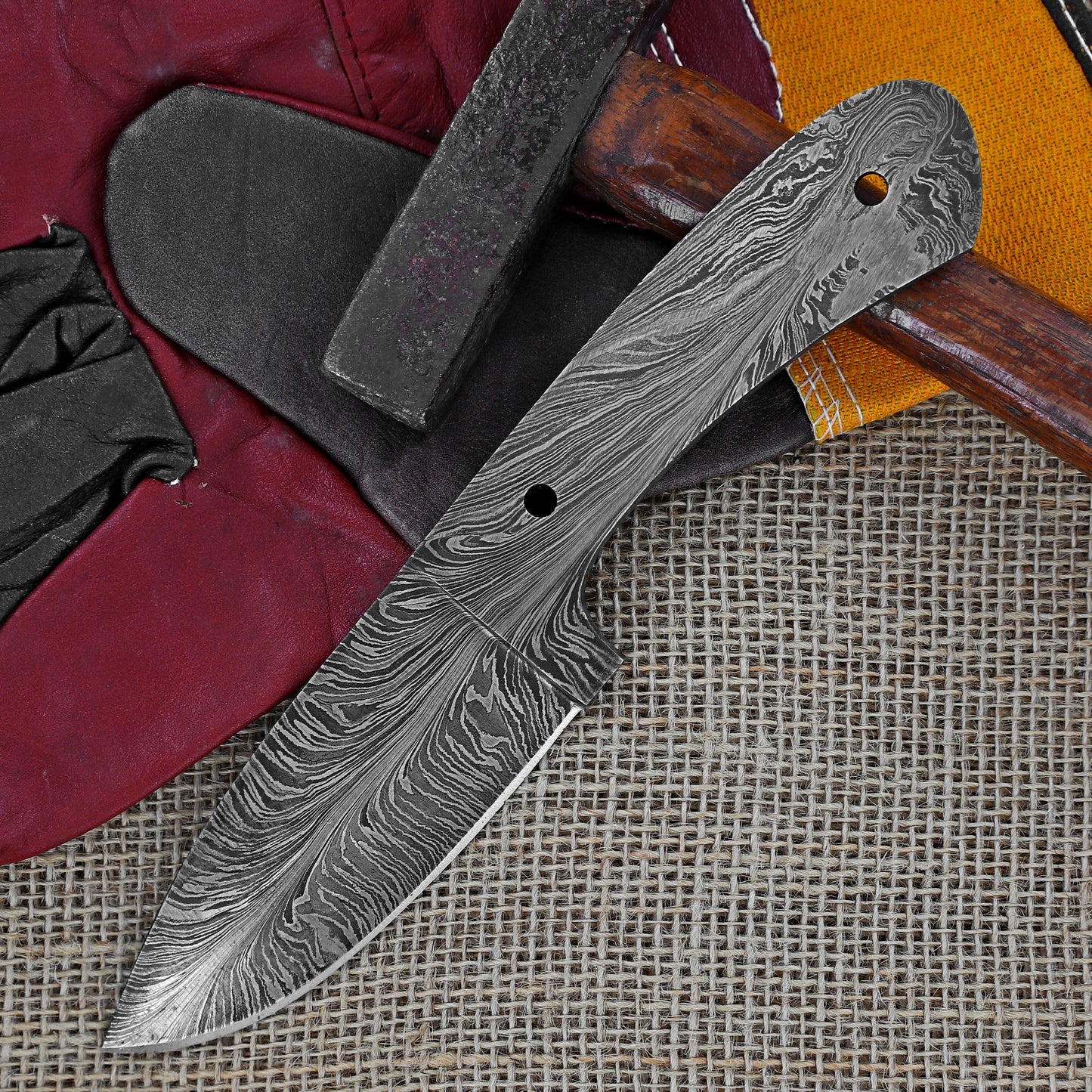 Forged Feather Build your Own DIY Unique Pattern Damascus Steel Hunting Skinner Knife Blade and Tang