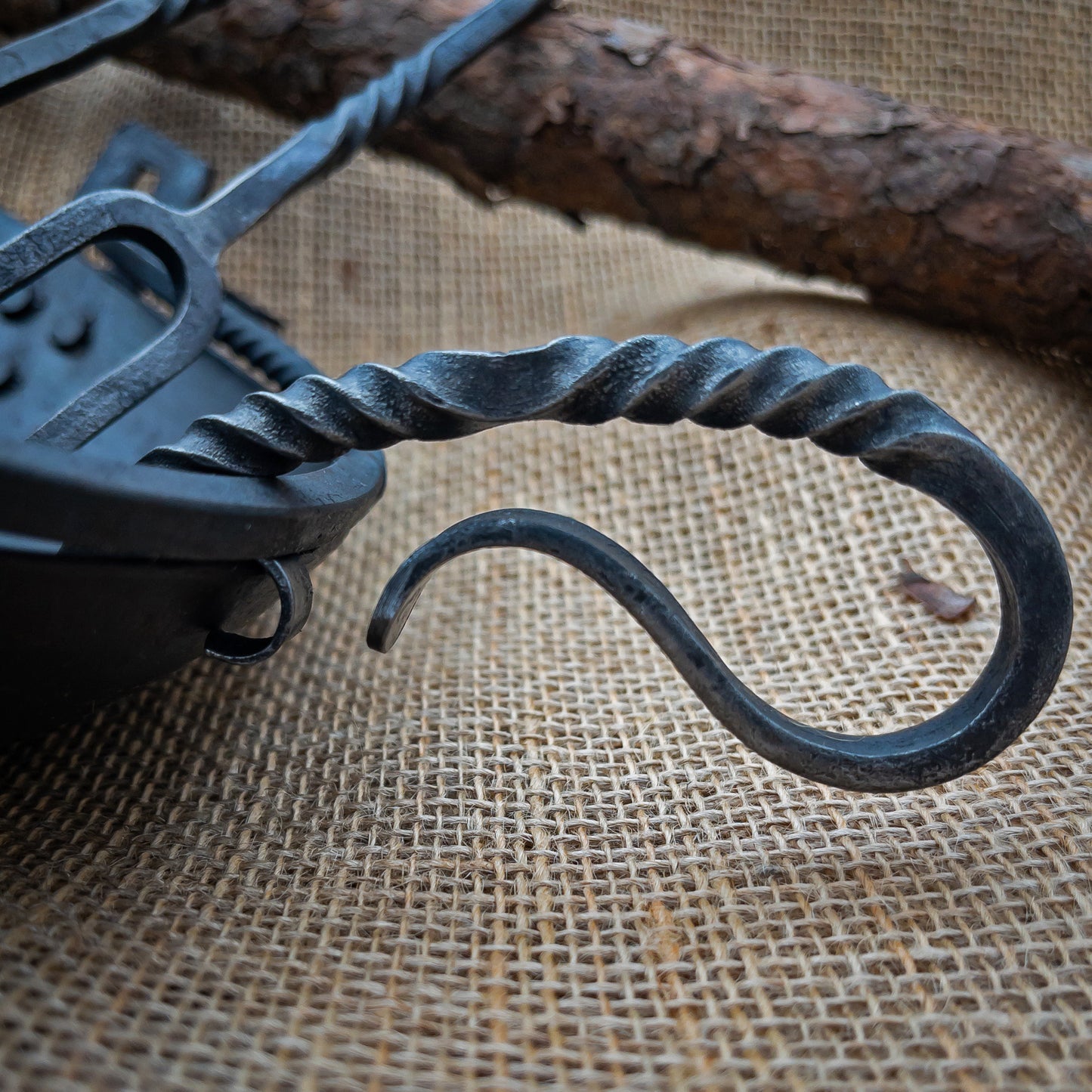 Scorching Contact Iron Pot Holder Hook