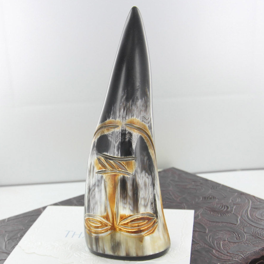 Vroulike Tribal Cow Horn Paper Weight