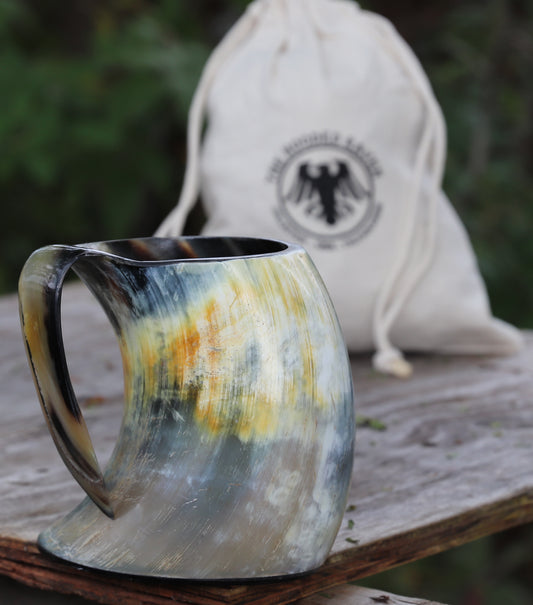 The Hooded Raven ™ Distressed Raider XXL Viking Drinking Horn Tankard Mug [2XL]