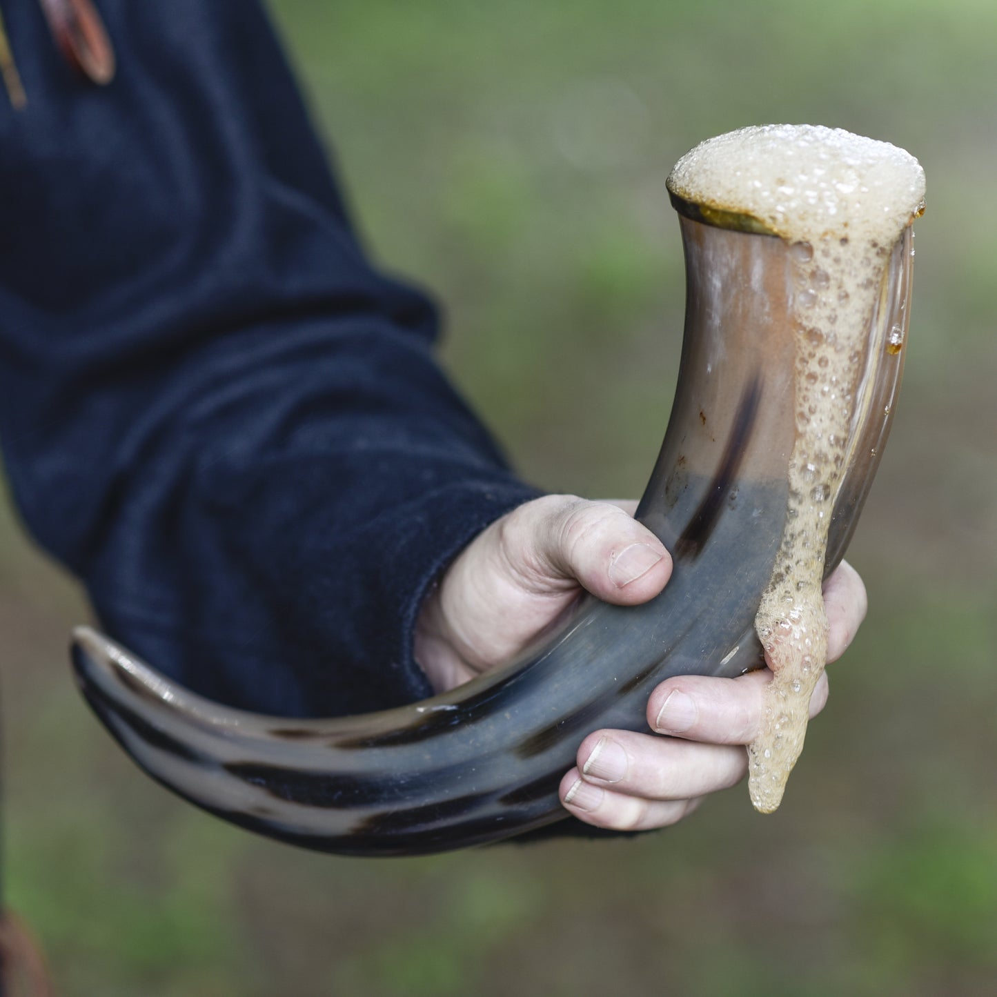 The Hooded Raven ™ Valhalla Awaits Me Drinking Horn Vessel Stand Included