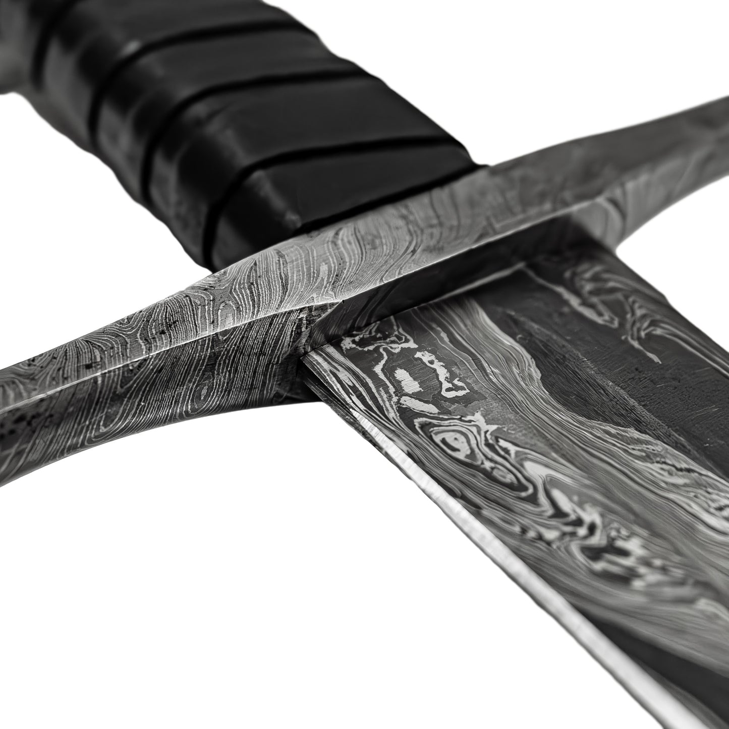 Precise Movements Medieval Hand Forged Damascus Steel Full Tang Costume Cosplay Sword w/ Genuine Leather Sheath